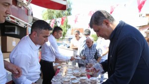 Karşıyaka’da aşure bereketi